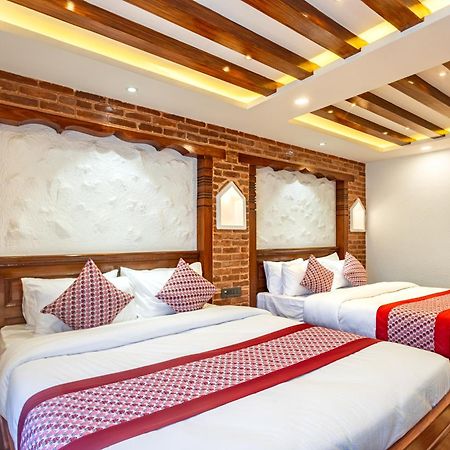 Amarawati Boutique Hotel Kathmandu Buitenkant foto