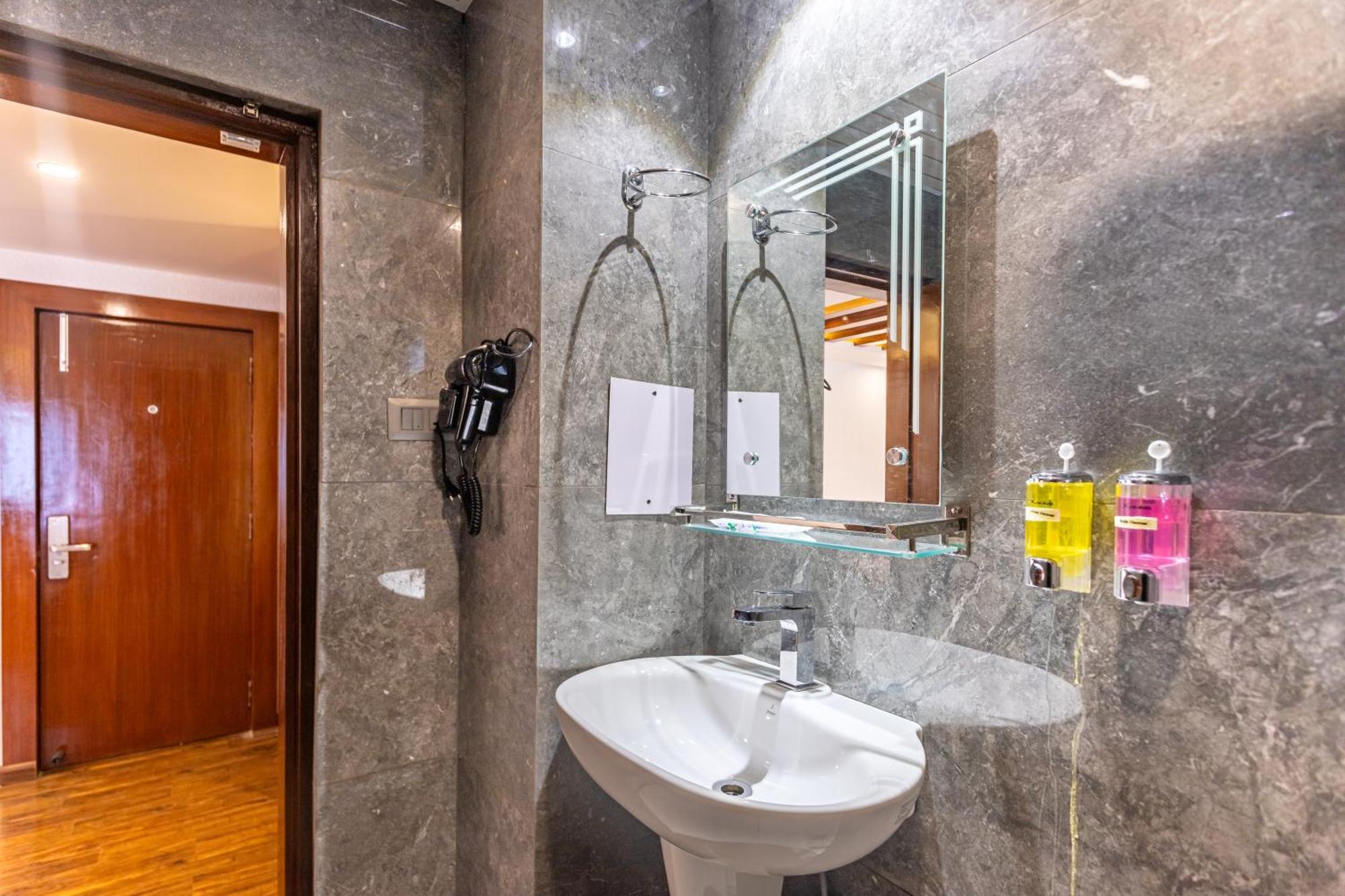 Amarawati Boutique Hotel Kathmandu Buitenkant foto